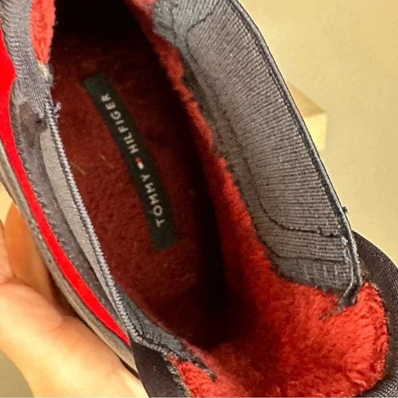 Tommy Hilfiger Rain Bootie Chelsea Ankle Boot Preppy Blue Red Pull-on Size 8 - Picture 6 of 9